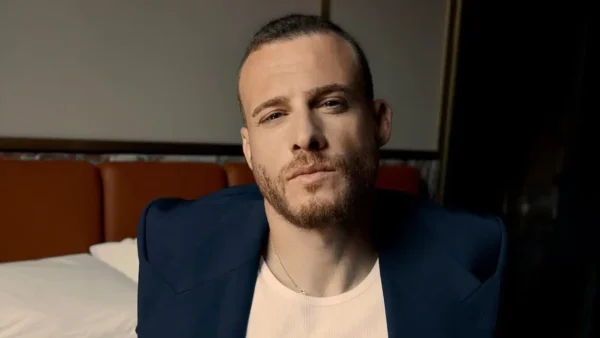 كرم بورسين يواصل حضوره العالمي من بوابة Dolce & Gabbana في ميلانو